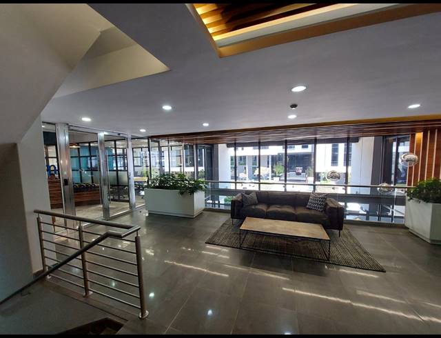 878M² OFFICE TO LET IN VORNA VALLEY